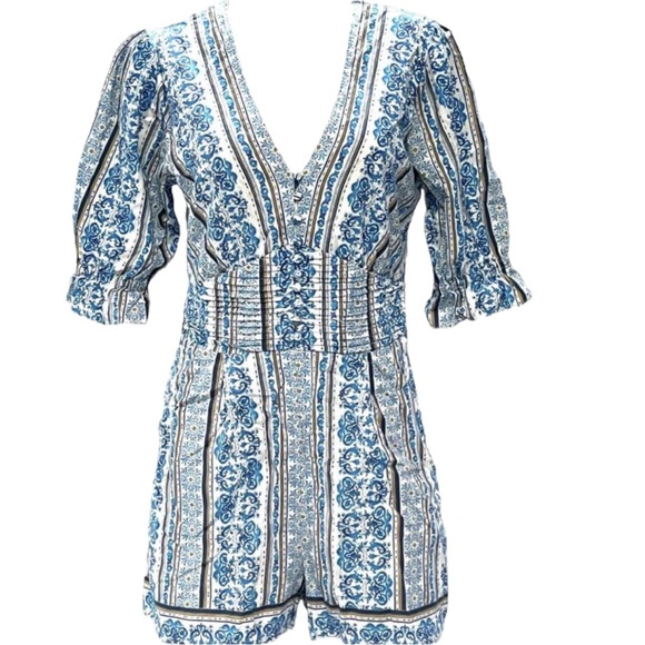 Anthropologie Farm Rio Evie Romper
New without Tags Medium - Picture 4 of 8